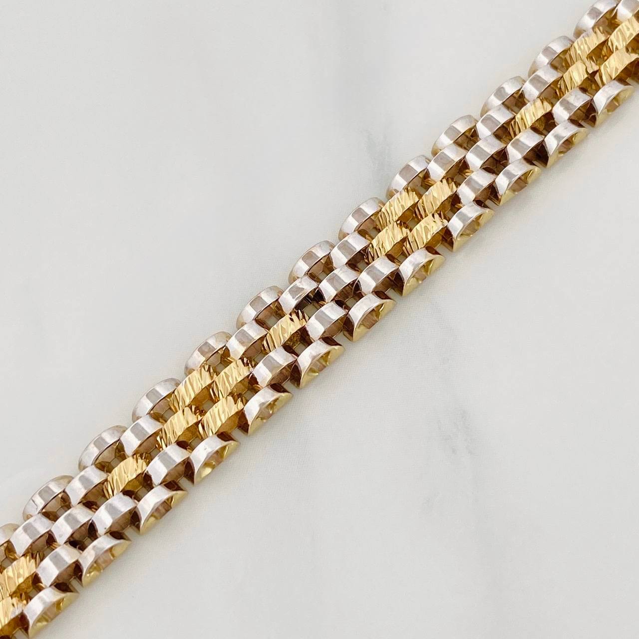 Bracelet Strap 14.15g / 7 1/2 in / 6.95mm Two-Tone Yellow White Gold 18K