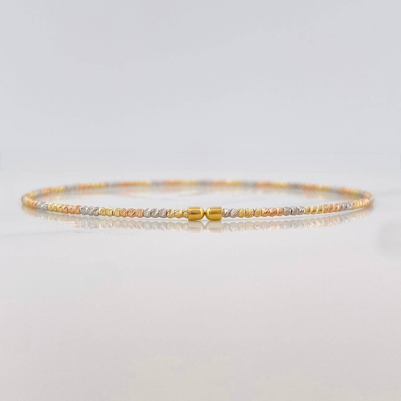 Diamond Cut Bracelet Hoop 1.75g / 7 in / 2mm Three Golds 18K