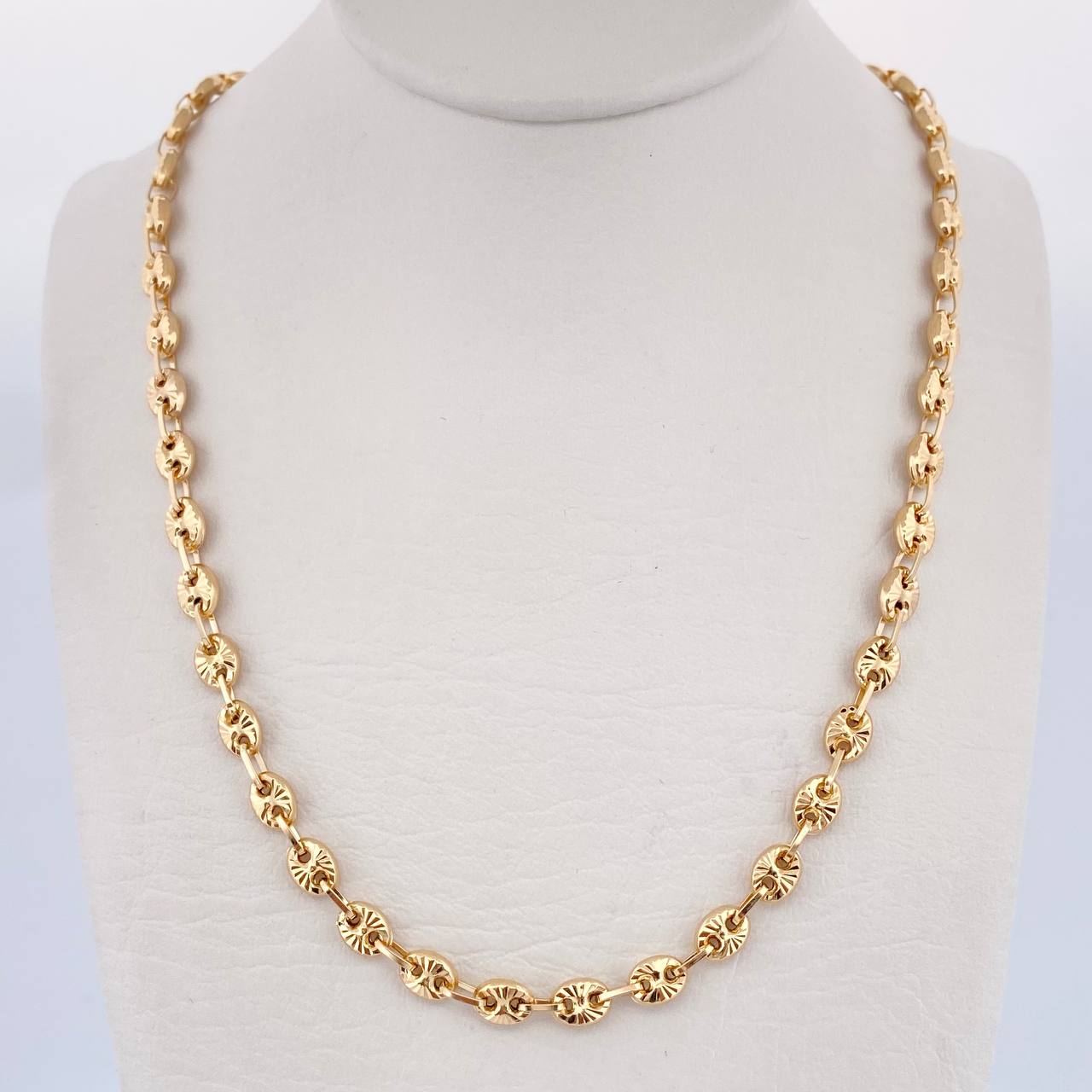 GC Chain 12.25gr / 58.5cm / 4mm Diamond Cut 18K Yellow Gold &