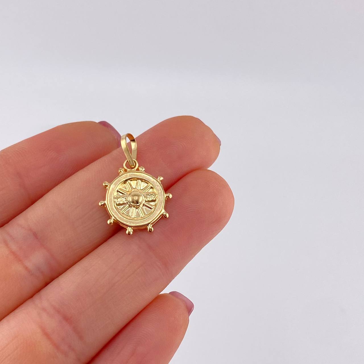 Dije Timón 0.95g / 3/4 in Oro Amarillo 18K