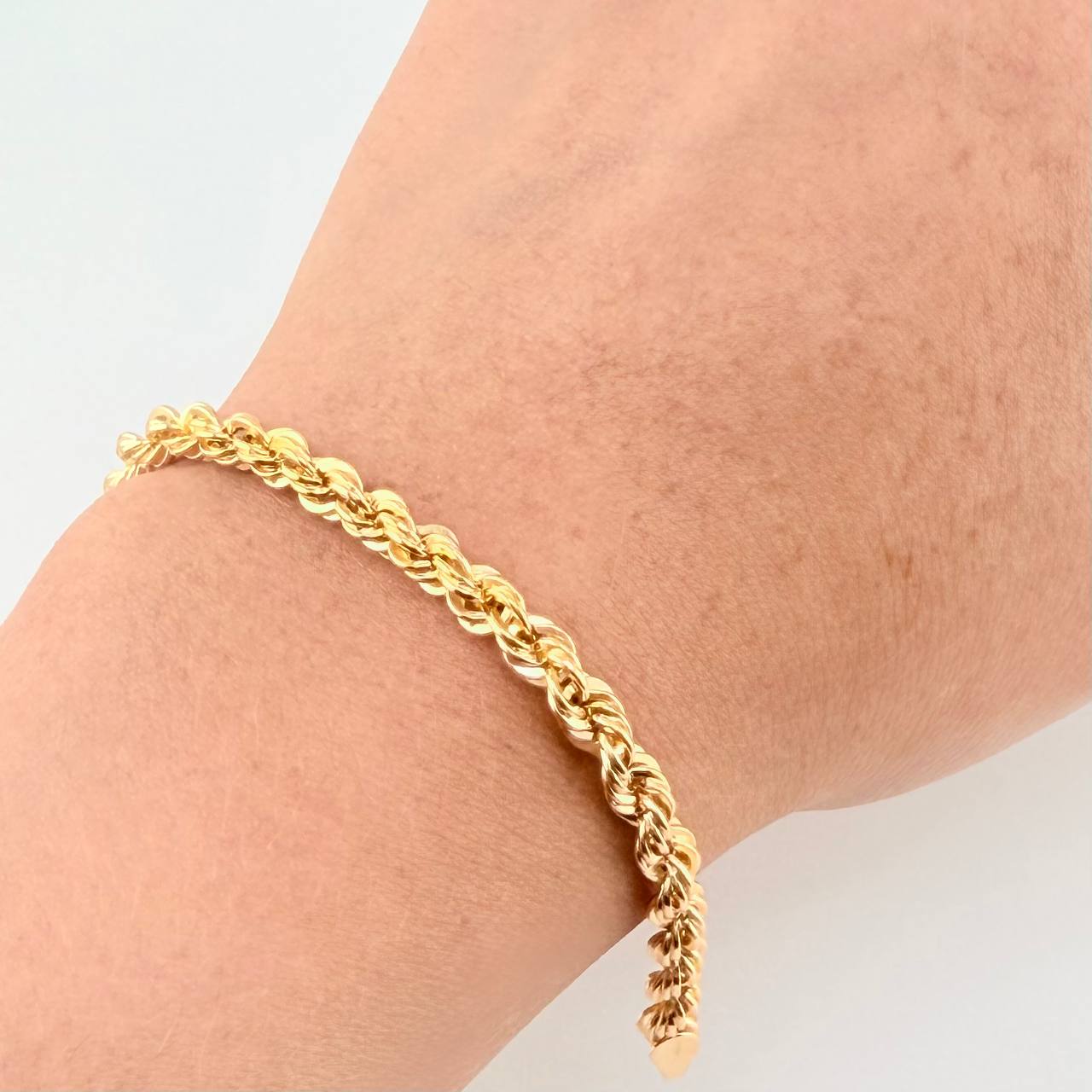 Pulso Lazo 4.65g / 7 1/2 in / 4.4mm Oro Amarillo 18K