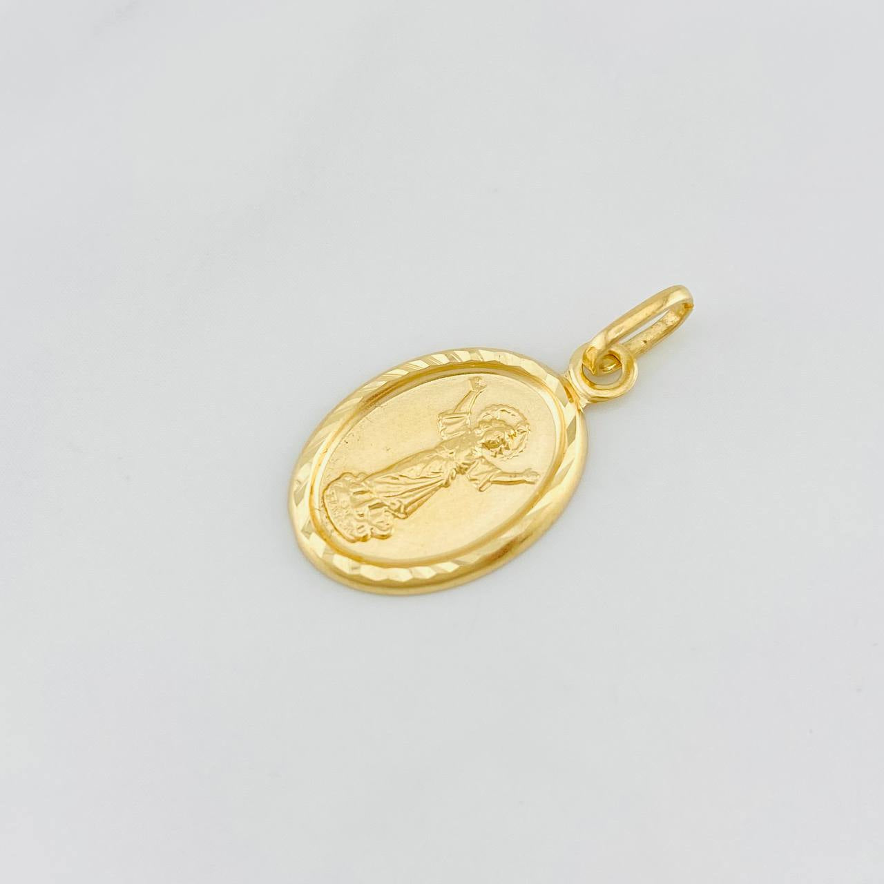 Dije Divino niño 0.85g / 1 in Oro Amarillo 18K