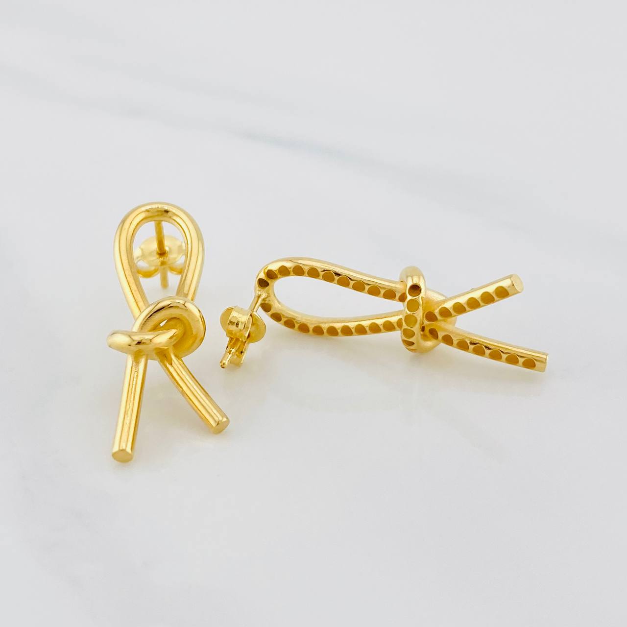 Topos Moño 3.25g / in / 1.8mm Oro Amarillo 18K