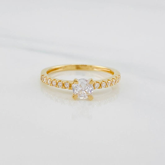 Anillo Solitario Carril Corazones 2.4g / T6 3/4 Dos Oros Amarillo Blanco 18K