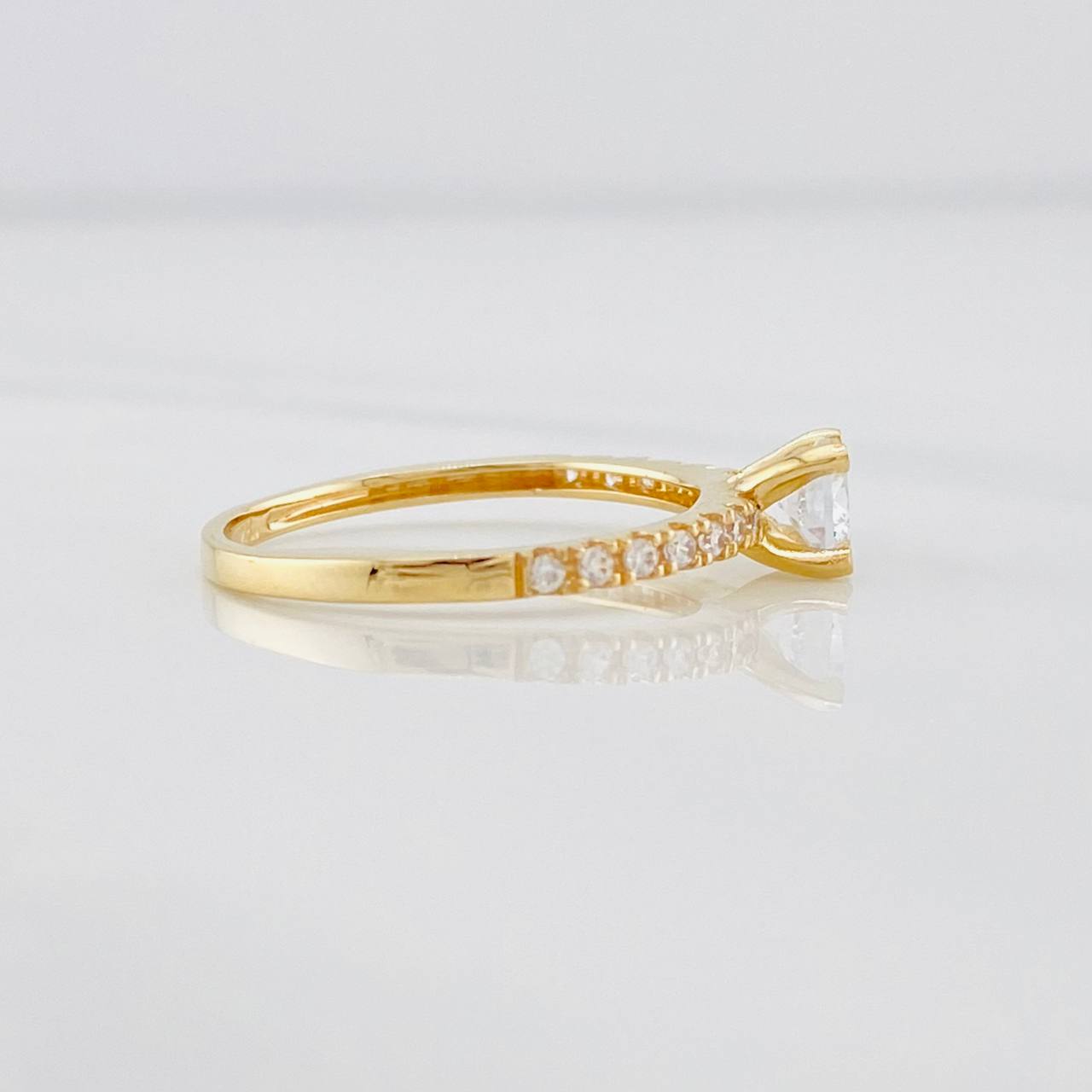 Anillo Solitario Carril Corazones 2.4g / T6 1/4 Dos Oros Amarillo Blanco 18K
