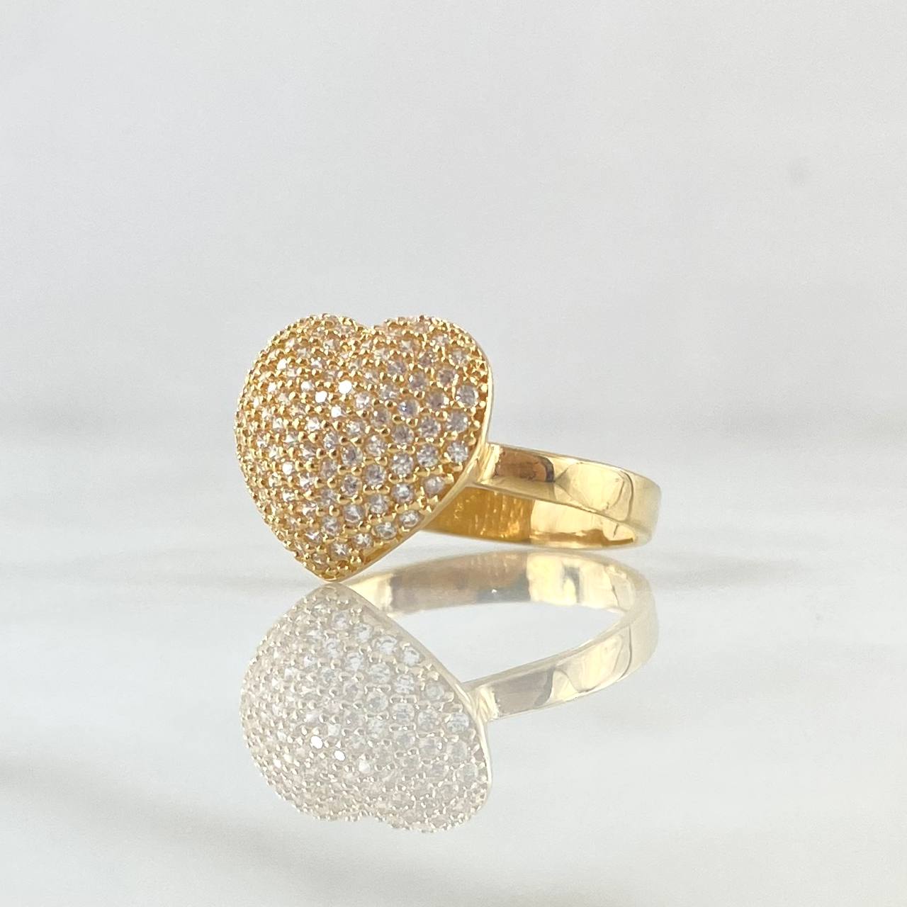 Anillo Corazon Abultado Tupido 2.85gr / T7 1/2 / Circones Blancos  Oro Amarillo 18K