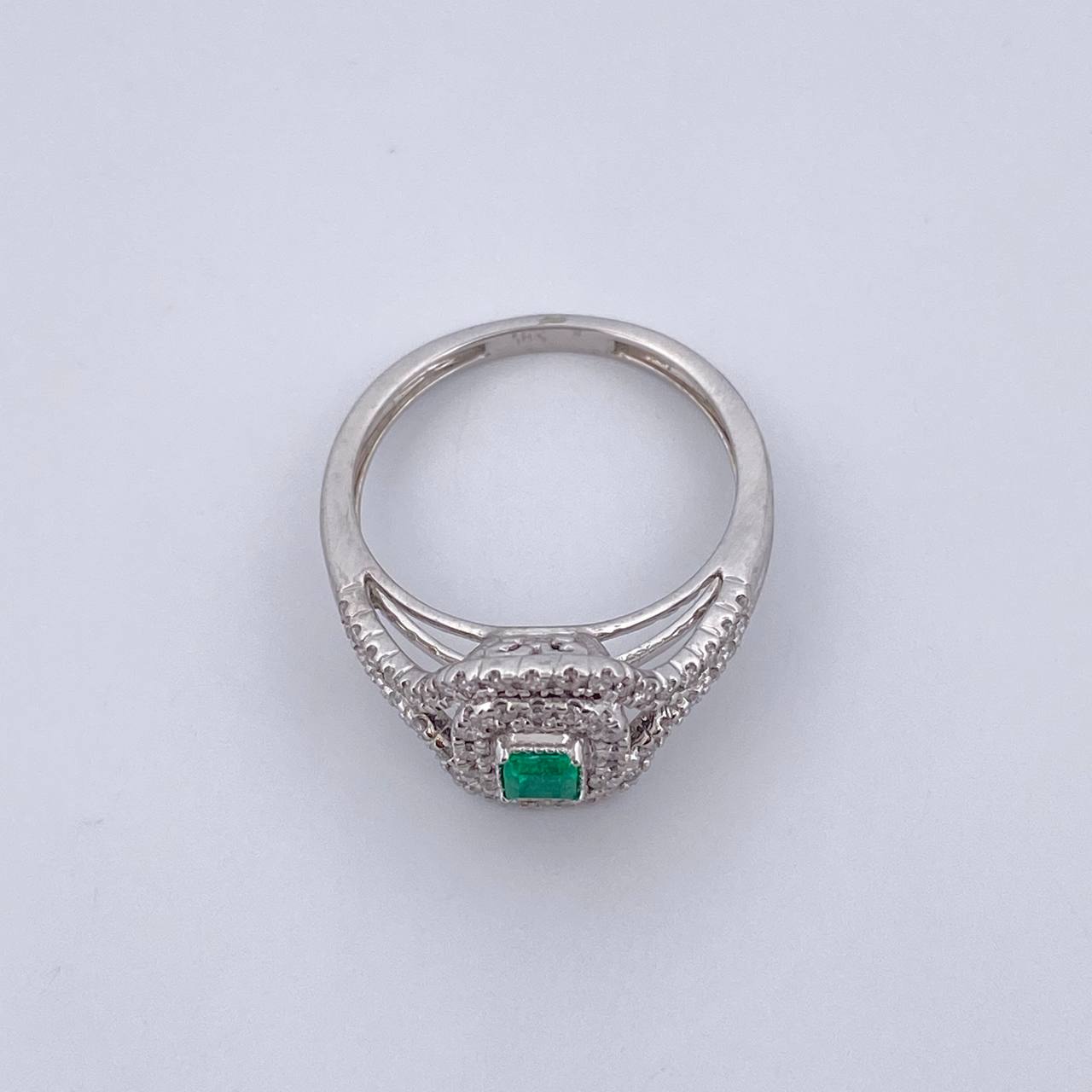 Anillo Solitario Halo 3.75gr / T6 1/4 / Esmeraldas 15 Pts Diamantes 34 Pts Oro Blanco 18K (Joya) &
