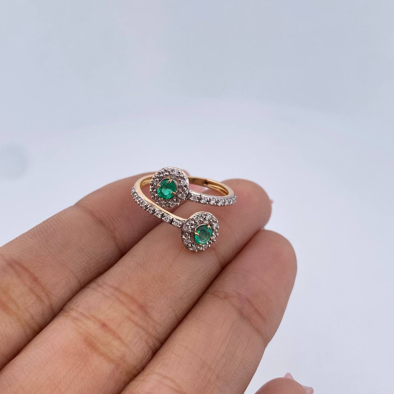 Ring Solitaire Double Halo 2.45gr / Size 6 / Emeralds 26 Pts Diamonds 24 Pts Two Yellows White Gold 18K (Jewel) &