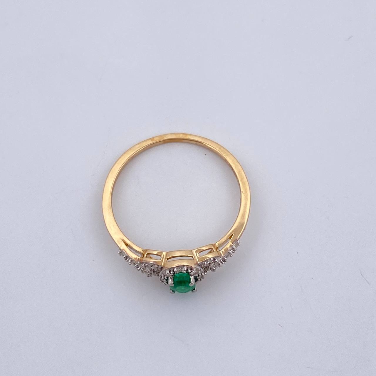 Anillo Solitario Halo 1.6gr / T6 / Esmeralda 20 Pts Diamantes 08 Pts Dos Oros Amarillo Blanco 18K (Joya) &
