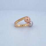 You and Me Ring 1.95gr / Size 6 3/4 / 18K Gold $