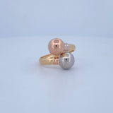You and Me Ring 2.8gr / Size 7 3/4 / 18K Gold $