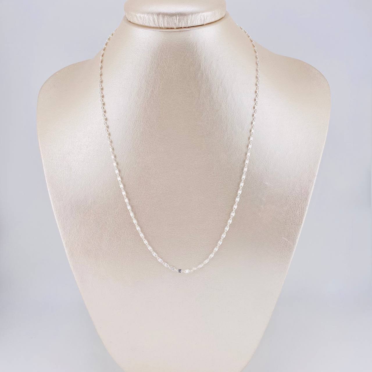 Flat Anchor Chain Diamond Cut 2.7g / 18 in / 2.3mm Silver 925