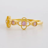Clover Silhouette Ring 2.05g / T7 1/2 Yellow Gold 18K