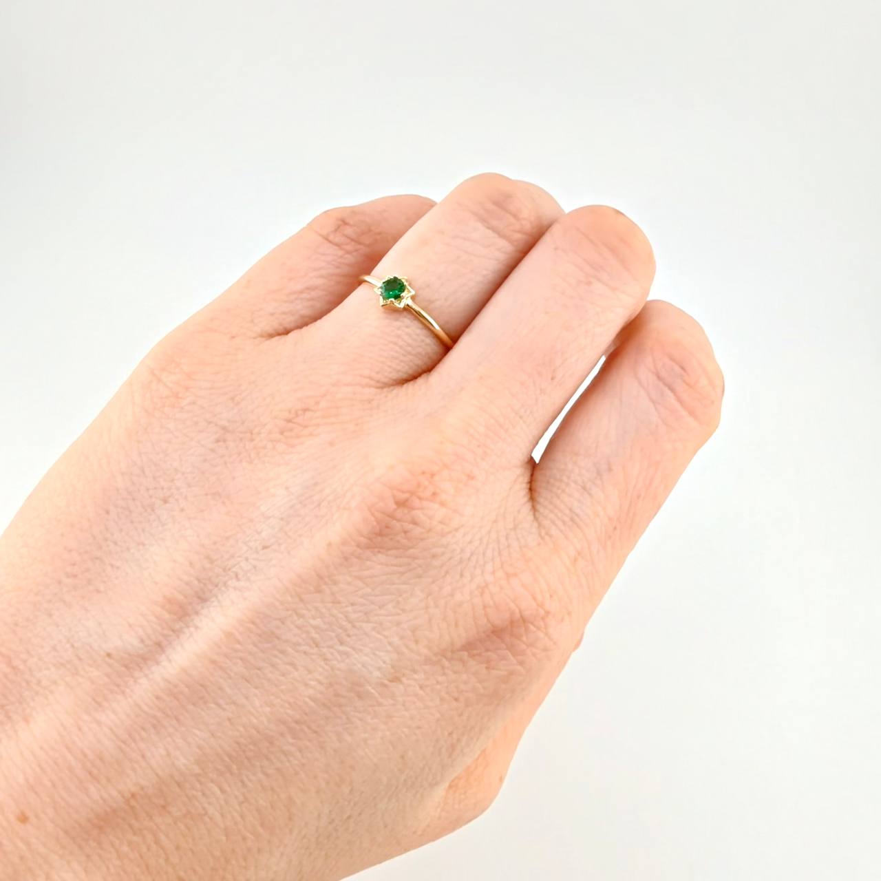 Anillo Estrella 1.4g / T6 1/4 Oro Amarillo 18K