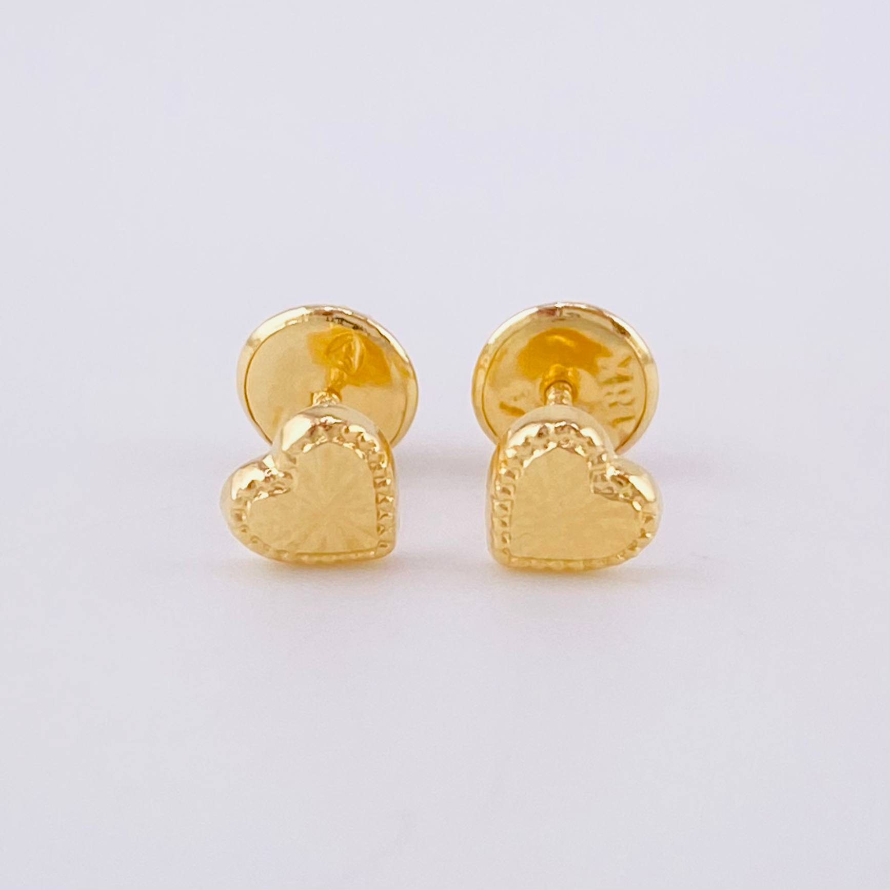 Topos Corazón Diamantado 0.45g / in / 4.95mm Oro Amarillo 18K