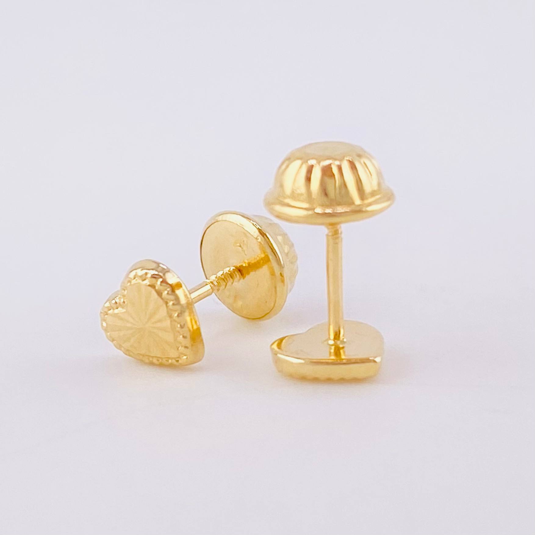 Diamond Cut Heart Stud Earrings 0.5g / in / 4.95mm 18K Yellow Gold