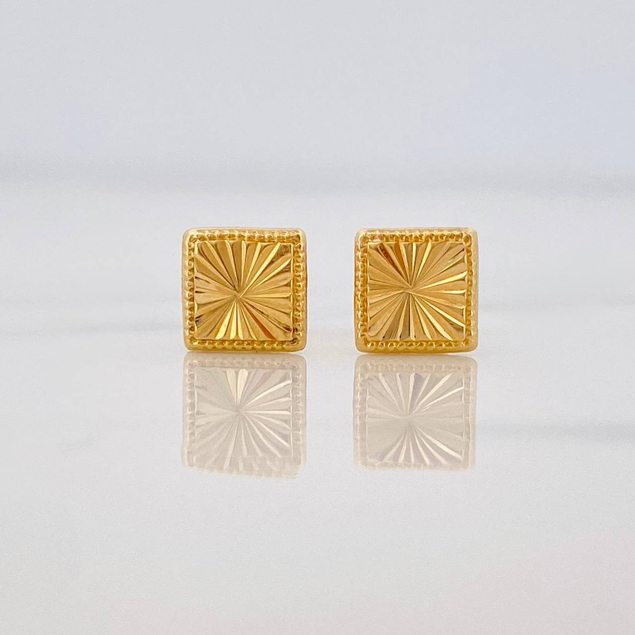 Topos Cuadrado Diamantado 0.7g / in / 6.06mm Oro Amarillo 18K