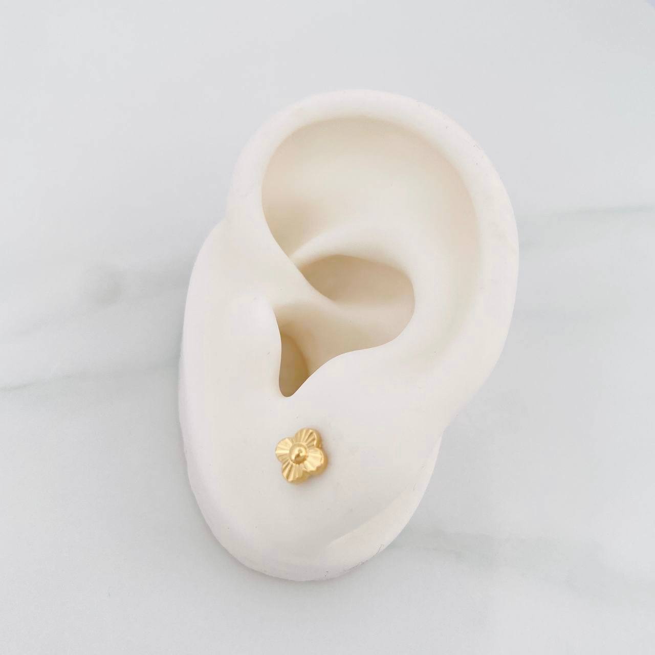 Topos Flor Trebol 0.65g / in / 5.25mm Oro Amarillo 18K