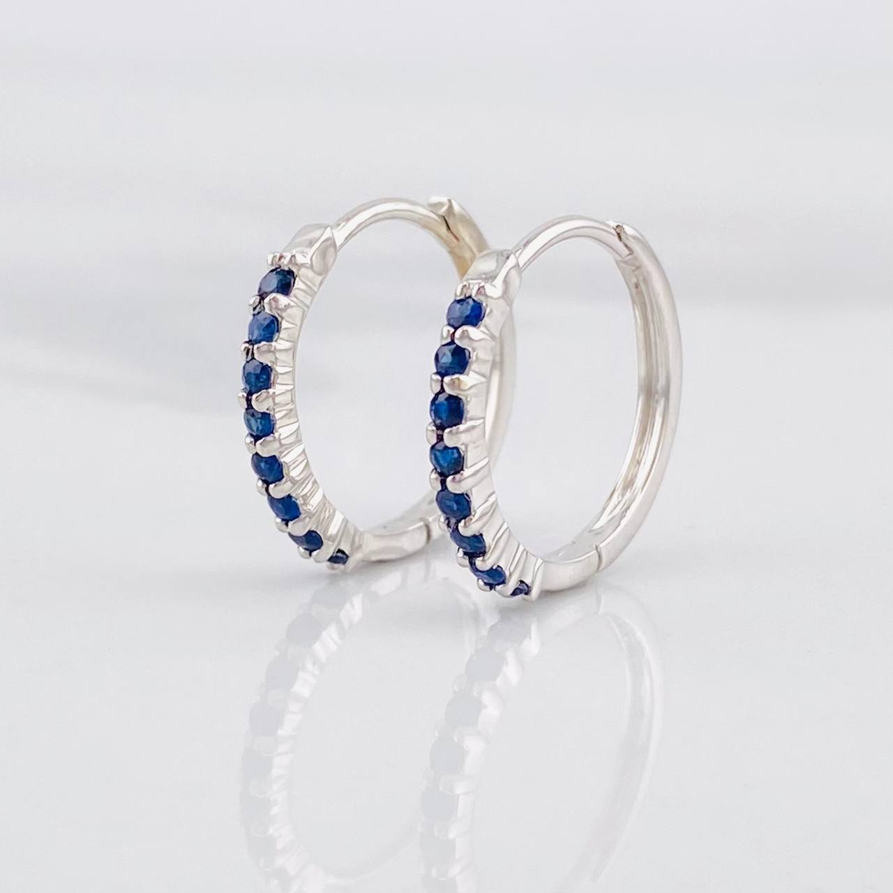 Hoop Earrings Half Channel Sapphires 25pts 1.85g / 1/2 in 18K White Gold