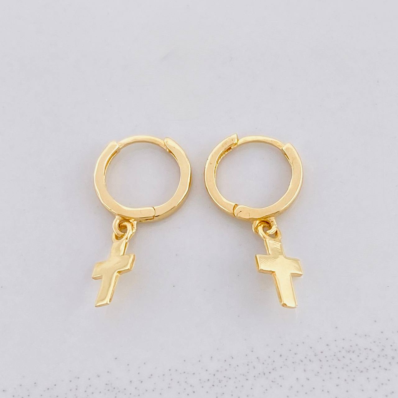 Candongas Cruz Colgante 1.6g / 3/4 in Oro Amarillo 18K