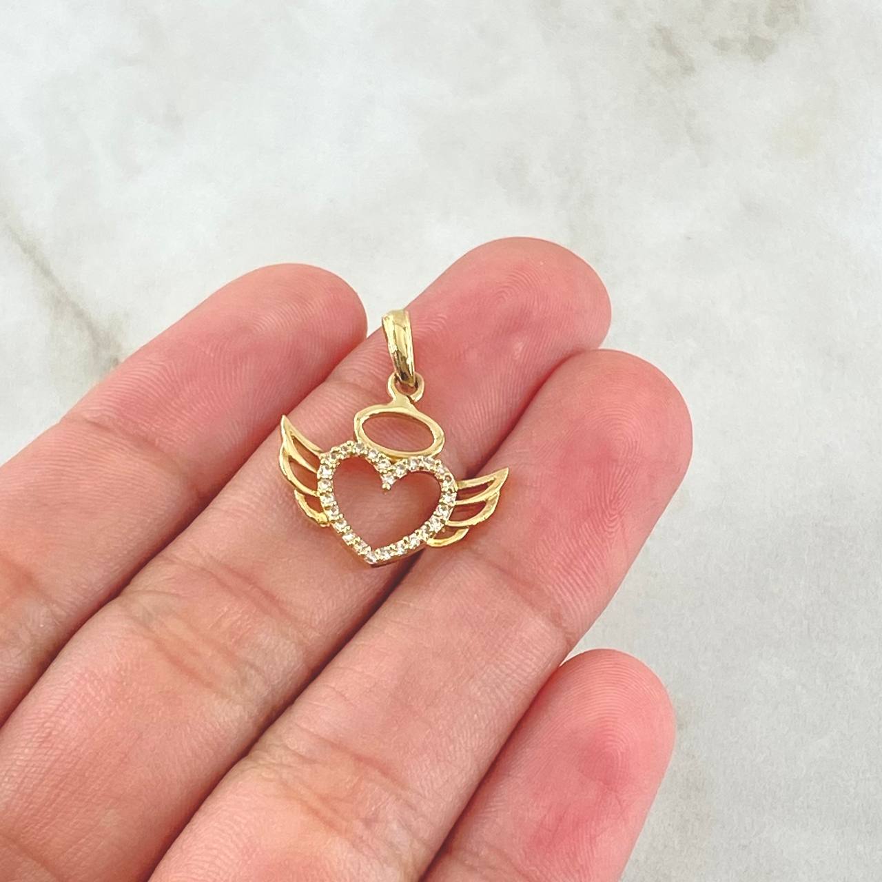 Dije Ángel Corazón Silueta 1.5gr / 2.2cm / Circones Blancos Oro Amarillo 18K