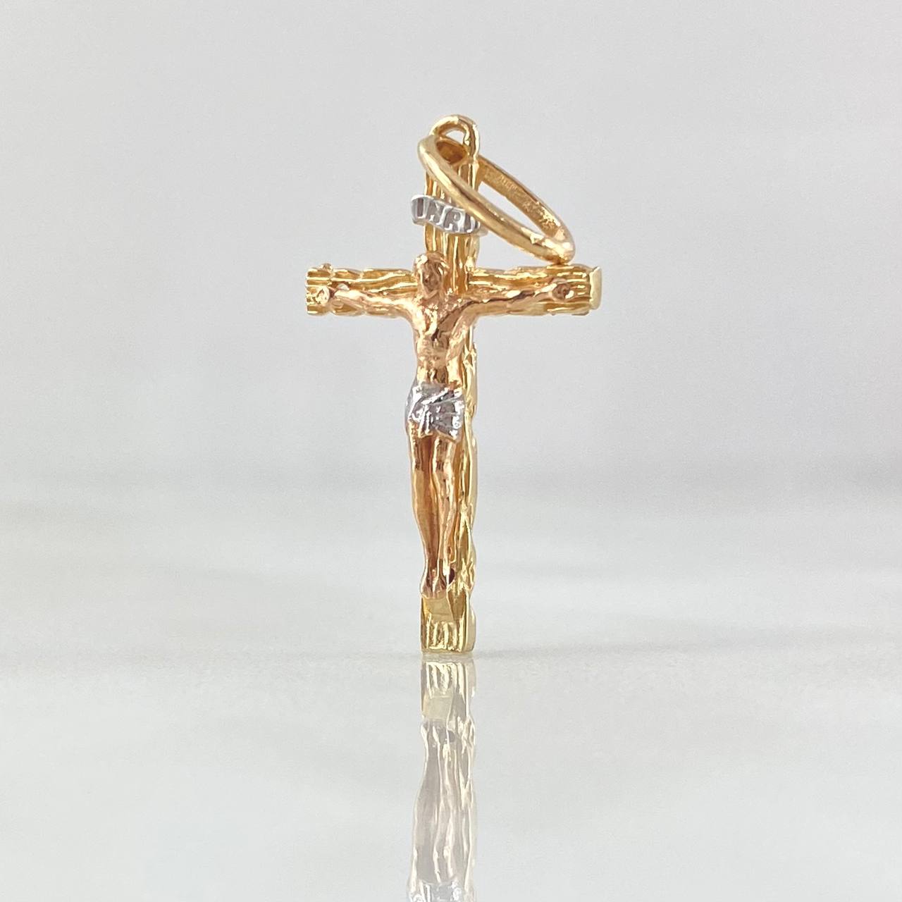 Dije Cruz Cristo de Madera 1.4gr / 2.7cm /  Tres Oros 18K ©