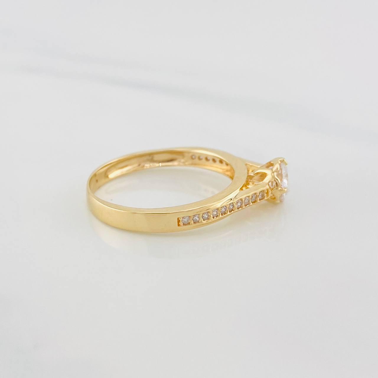 Anillo Solitario Churumbela Corazón 2.55g / T6 3/4 Oro Amarillo 18K