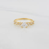 Anillo Solitario Churumbela 1.7g / T6 Oro Amarillo 18K
