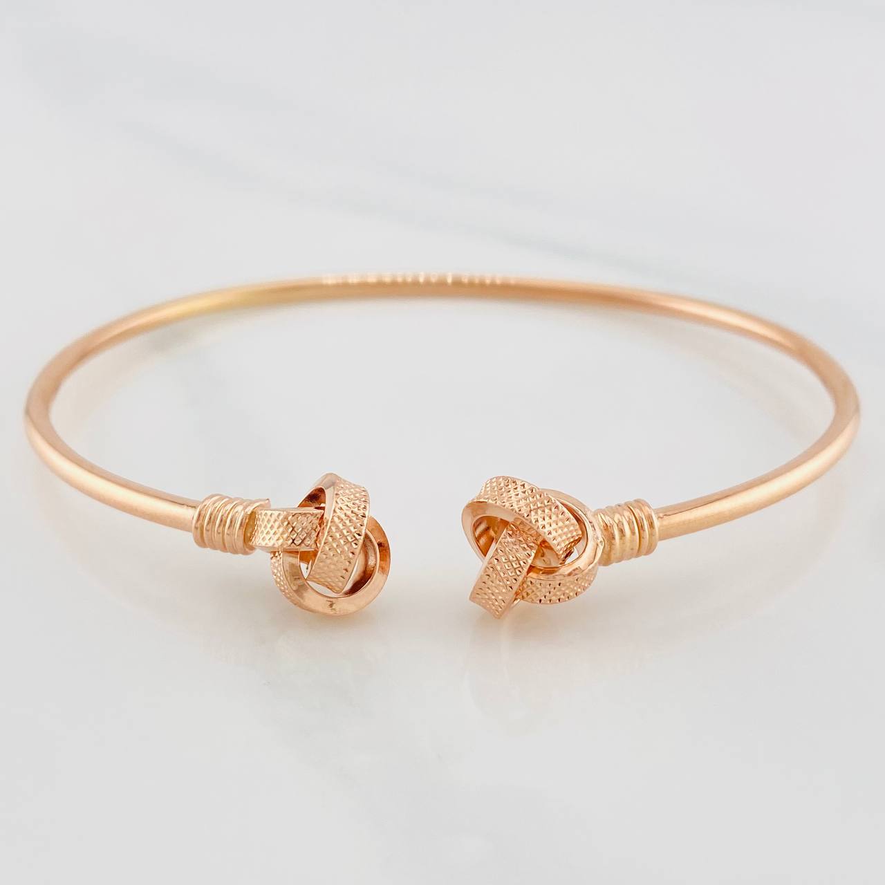 Pulso Aro Nudo 3.85g / 7 1/4 in / 2.2mm Oro Rosa 18K