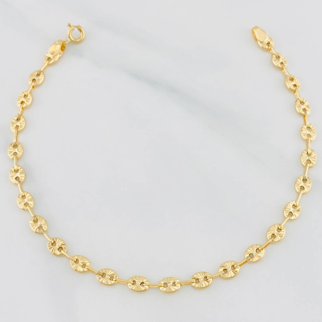 Pulso Gc 2.8g / 7 3/4 in / 3.93mm Oro Amarillo 18K