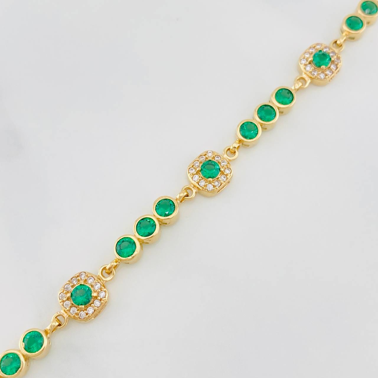 Bracelet Halo Tennis 8.6g / 7 in / 6.16mm Yellow Gold 18K