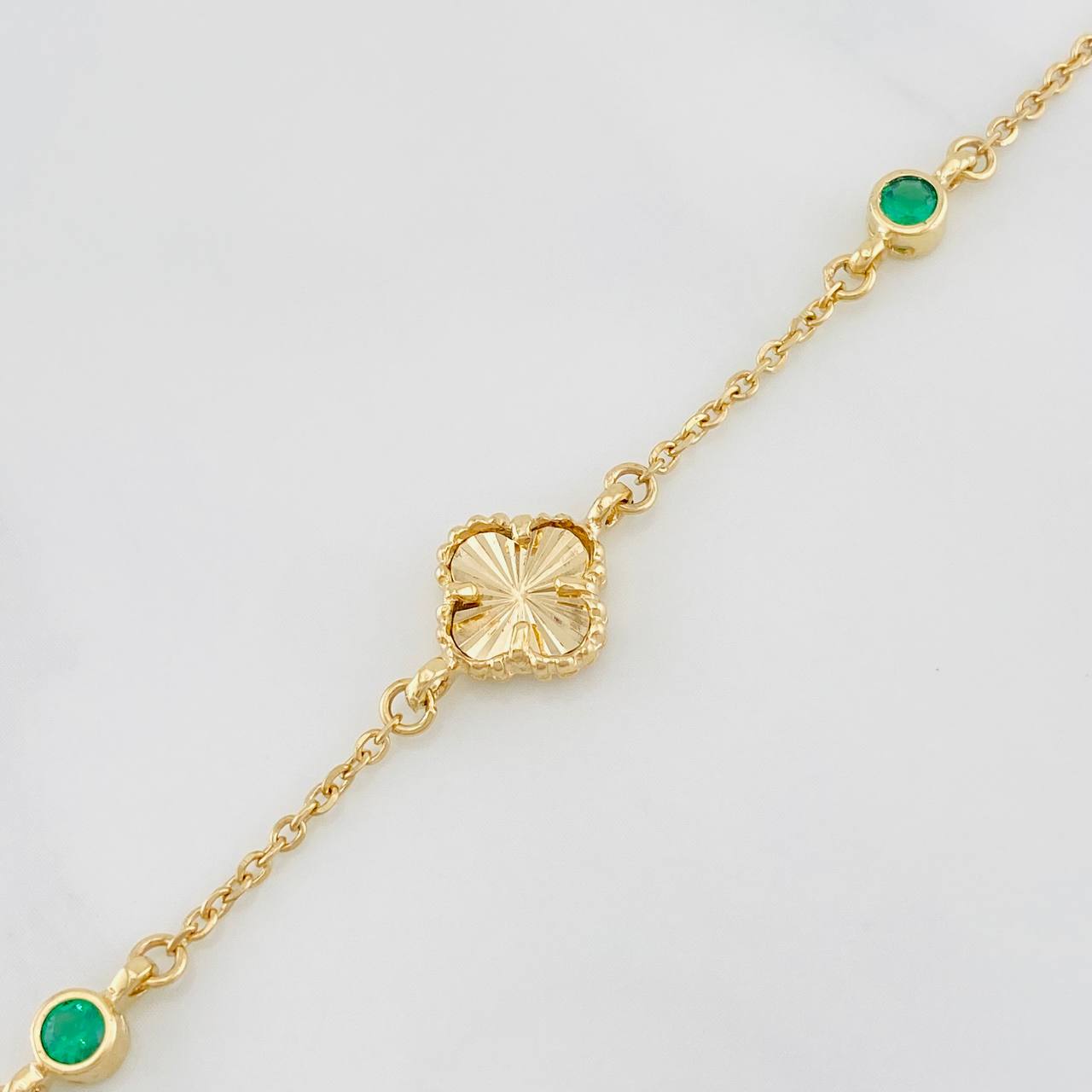 Clover Bracelet Classic Link 3g / 7 1/4 in / 0.87mm Yellow Gold 18K