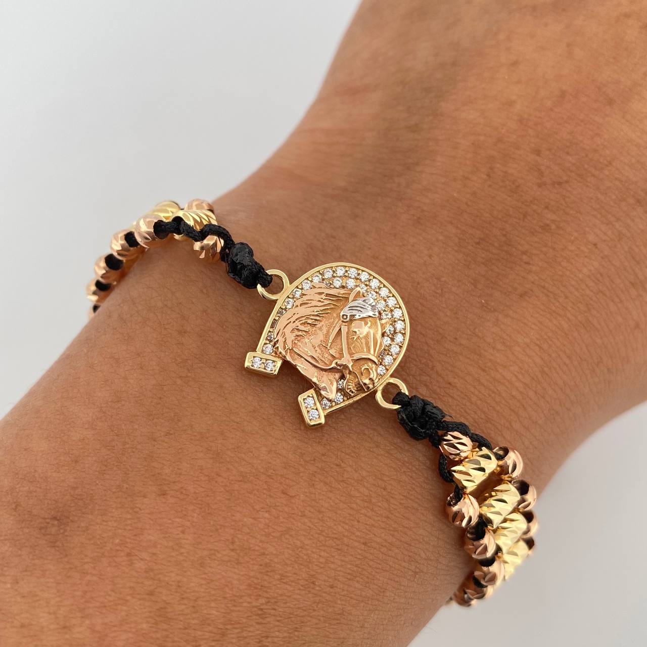 Black Horseshoe Horse Bracelet 5.7gr / 18K Gold &