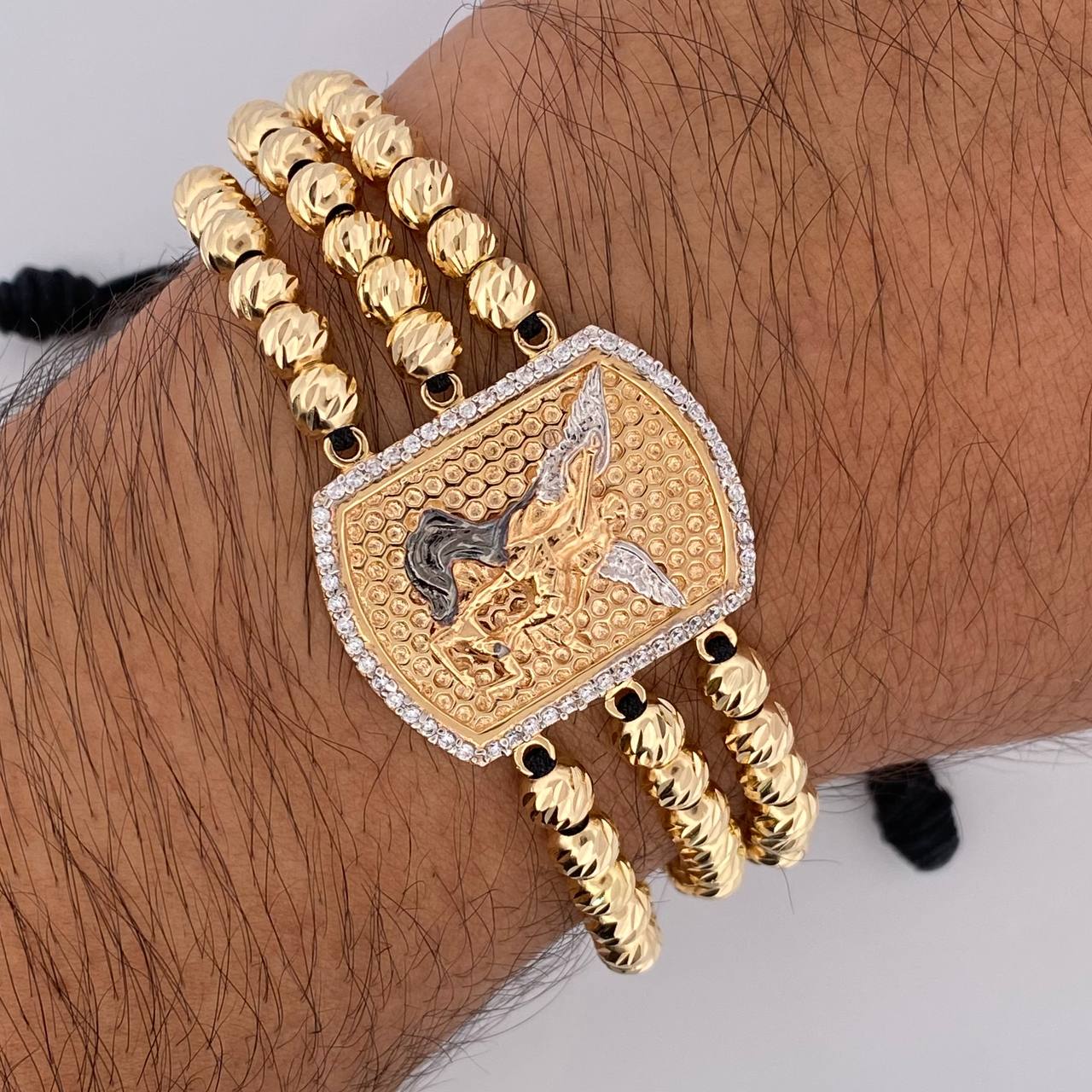 Pulsera Negra San Miguel Arcangel 16.25gr / Oro 18K &