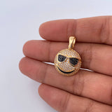 Pendant Emoji 3.9gr / 2.7cm / Black and White Zircons Two 18K Black and Yellow Gold &