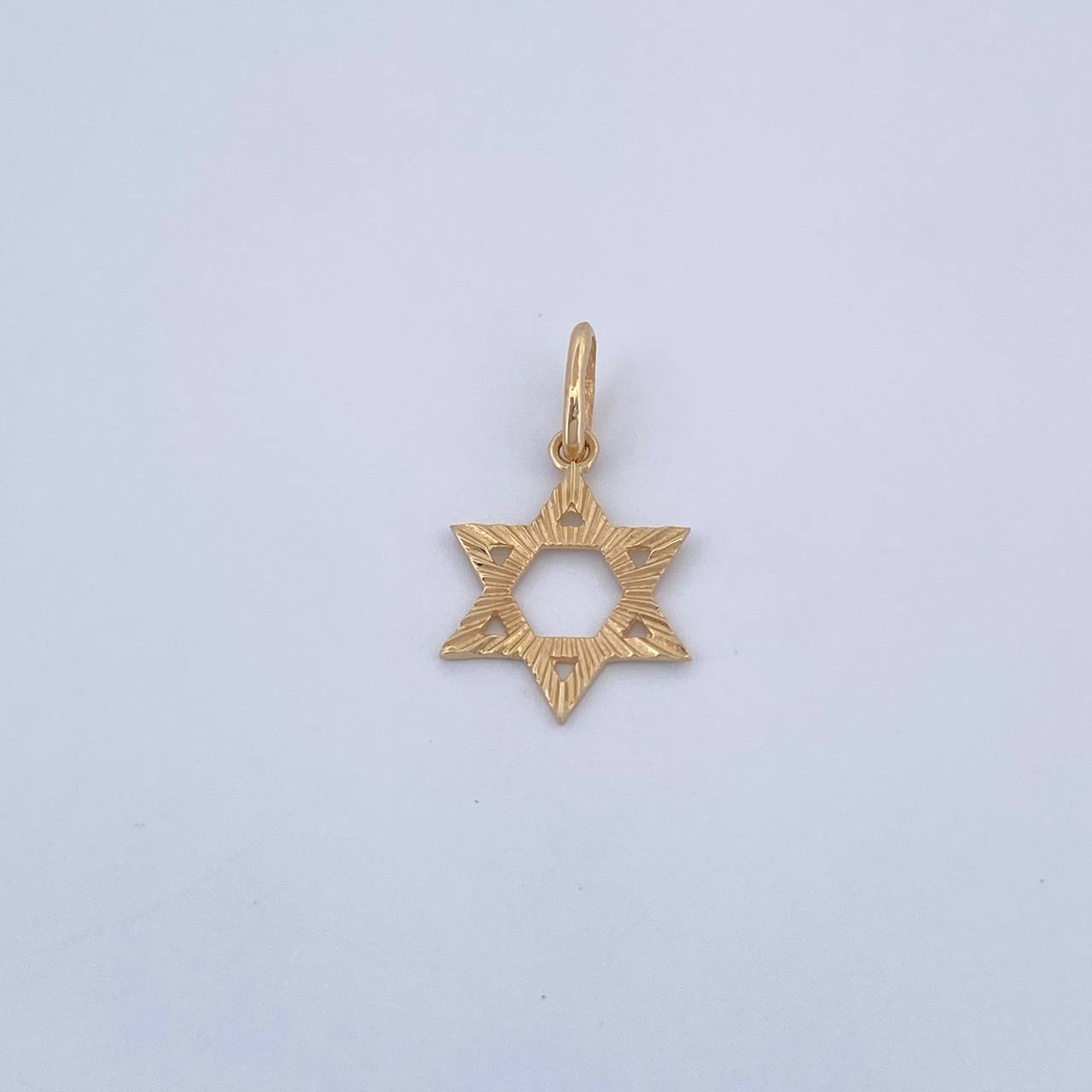 Pendant Star of David 0.8gr / 2.3cm / Diamond Cut 18K Yellow Gold &