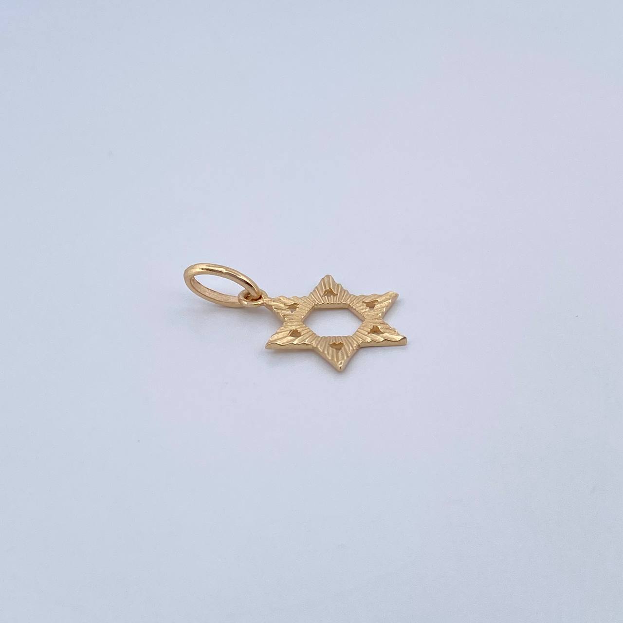 Pendant Star of David 0.8gr / 2.3cm / Diamond Cut 18K Yellow Gold &