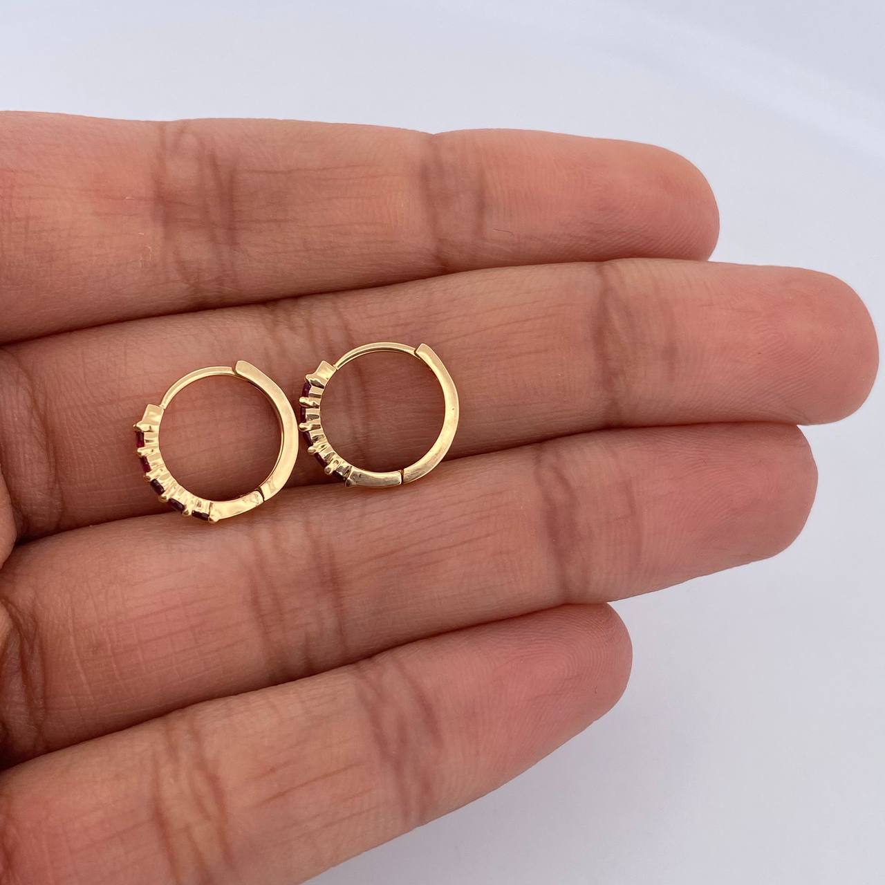 Hoop Earrings Partial 1.5gr / 1.2cm / Rubies 30 Pts 18K Yellow Gold (Jewel) &
