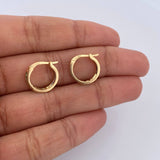 Candongas Carril Cuadrado 3.3gr / 1.5cm / Esmeraldas 62 Pts Oro Amarillo 18K (Joya) &