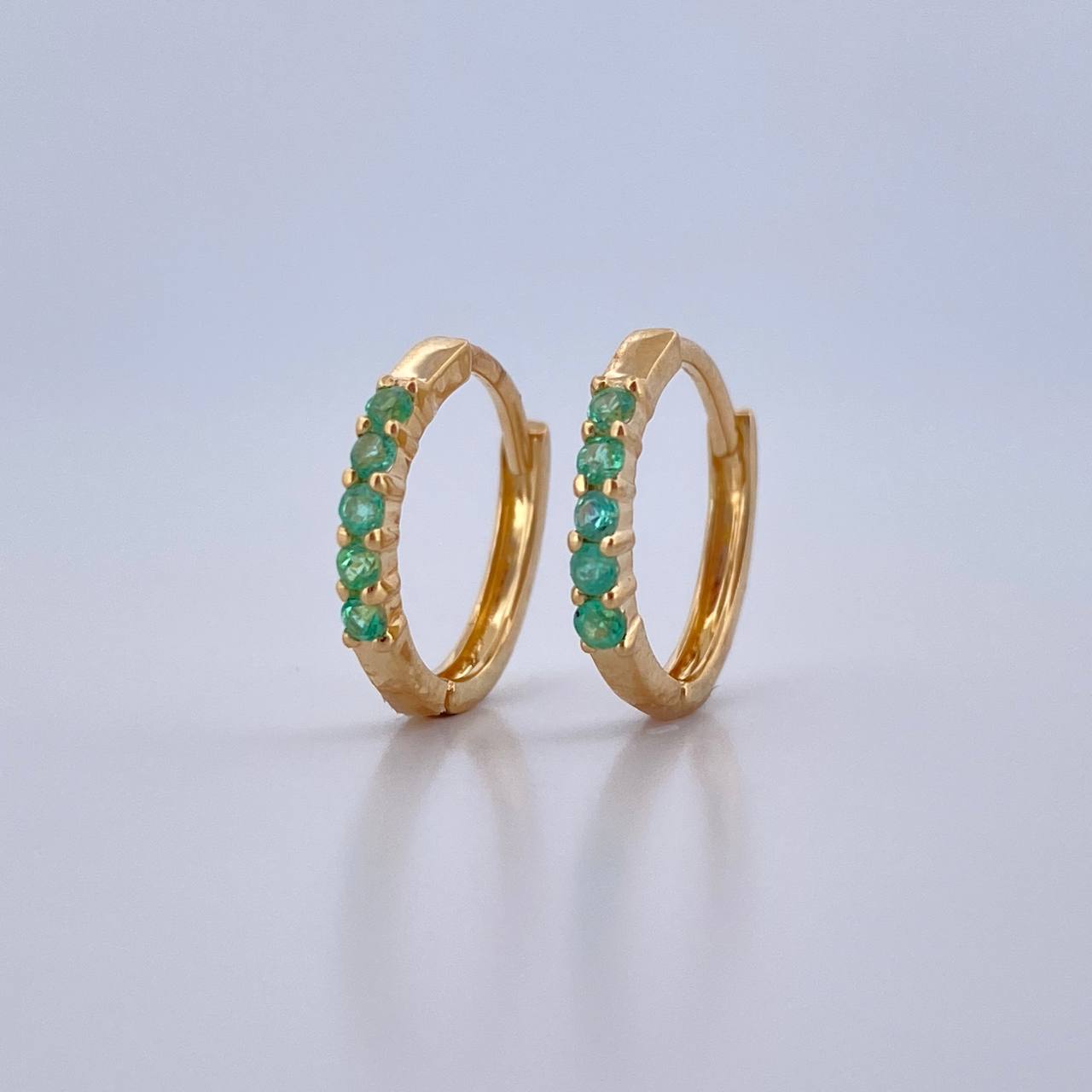 Hoop Earrings Partial 1.05gr / 1.1cm / Emeralds 12 Pts 18K Yellow Gold (Jewel) &