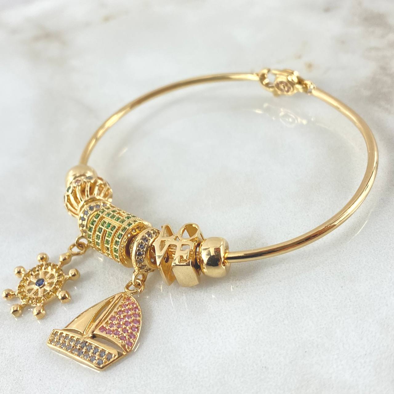 Bracelet Hoop Pendants 17.35gr / 7.5in / 18K Gold *