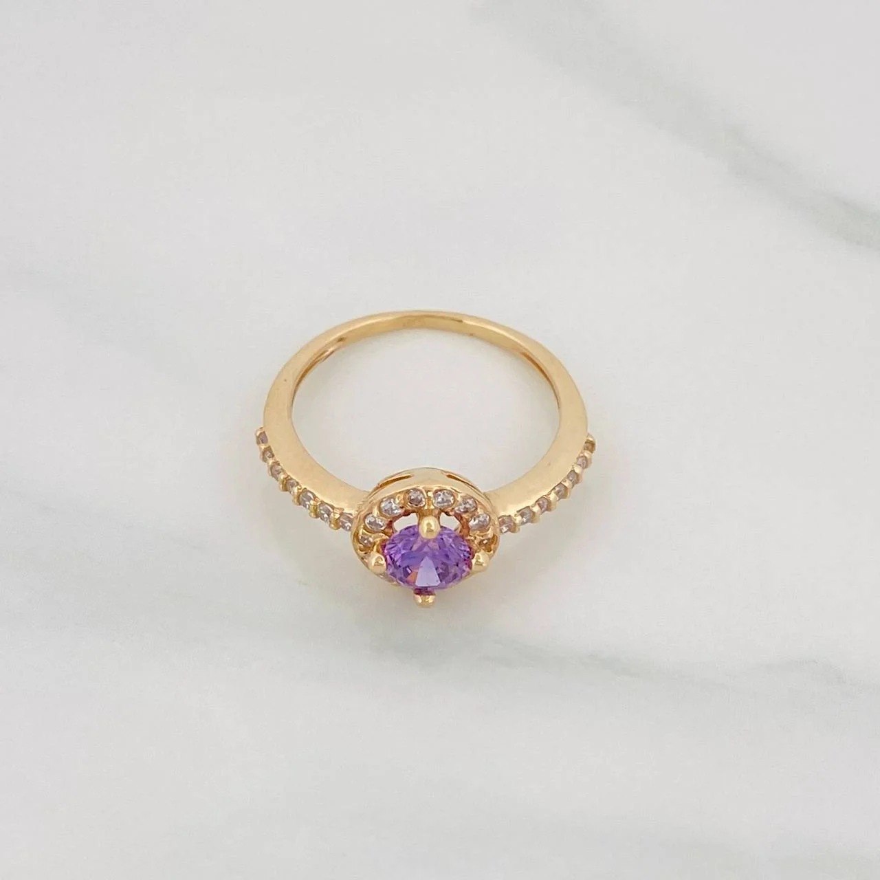 Halo Circle Ring 2.4g / T7 Yellow Gold 18K
