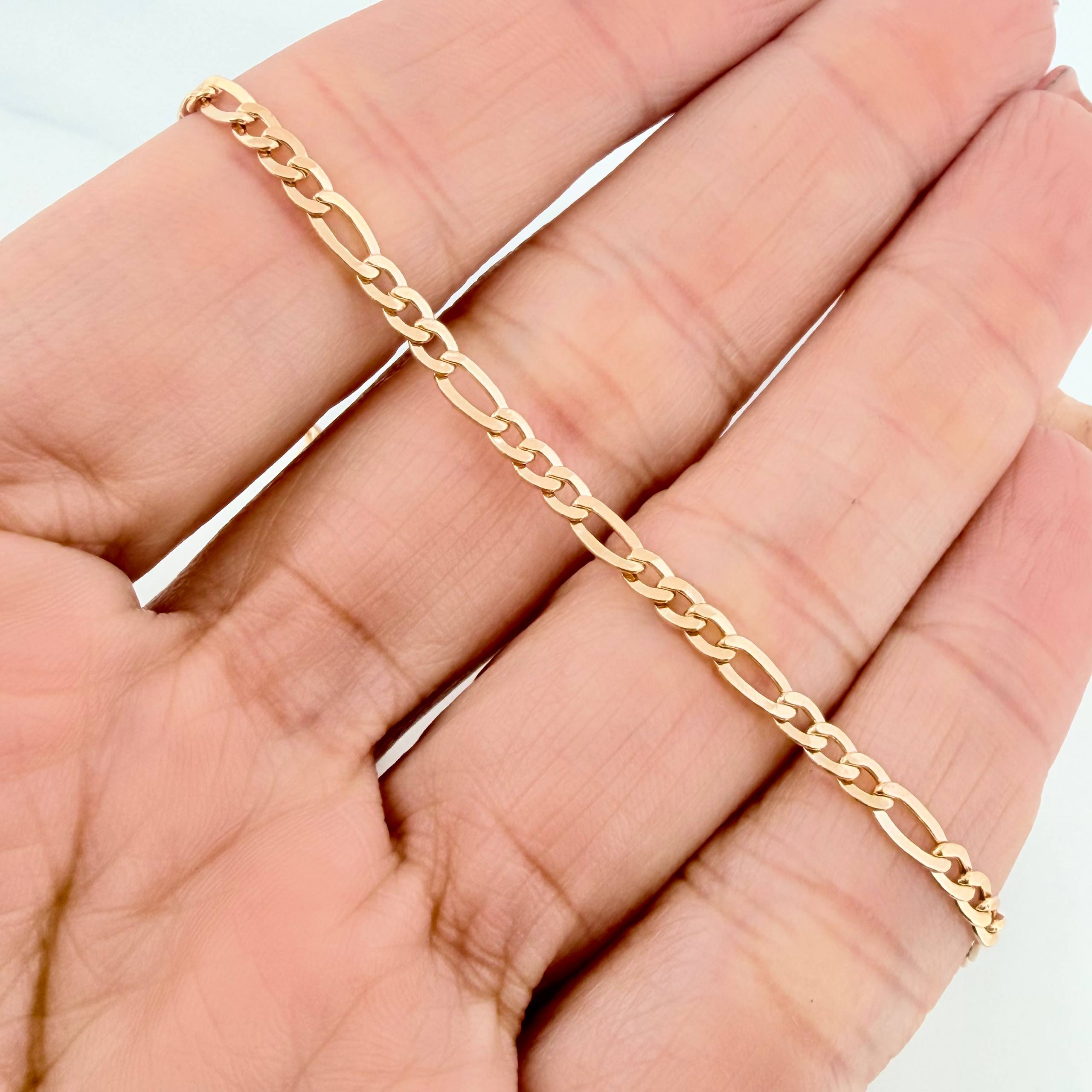 Pulso Figaro 2.2 g / 9 3/4 in / 2.9 mm Oro Amarillo 18K