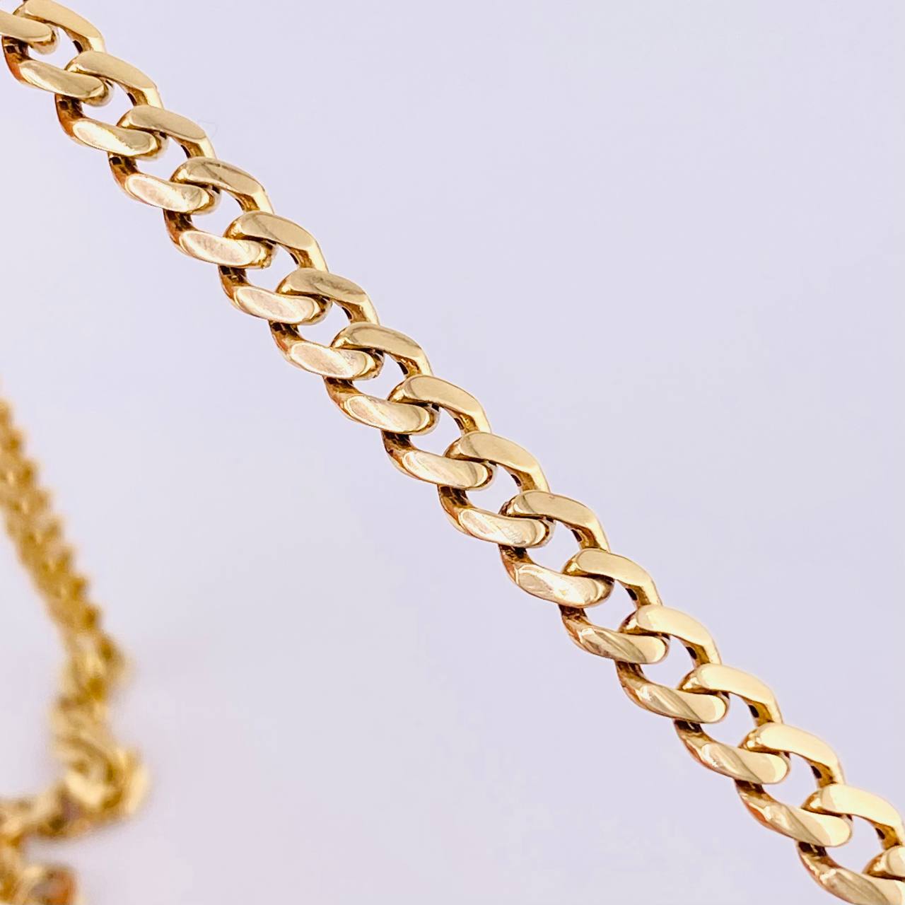 Cuban Links 17.9 g / 23 3/4 in / 5.1 mm 18K Yellow Gold