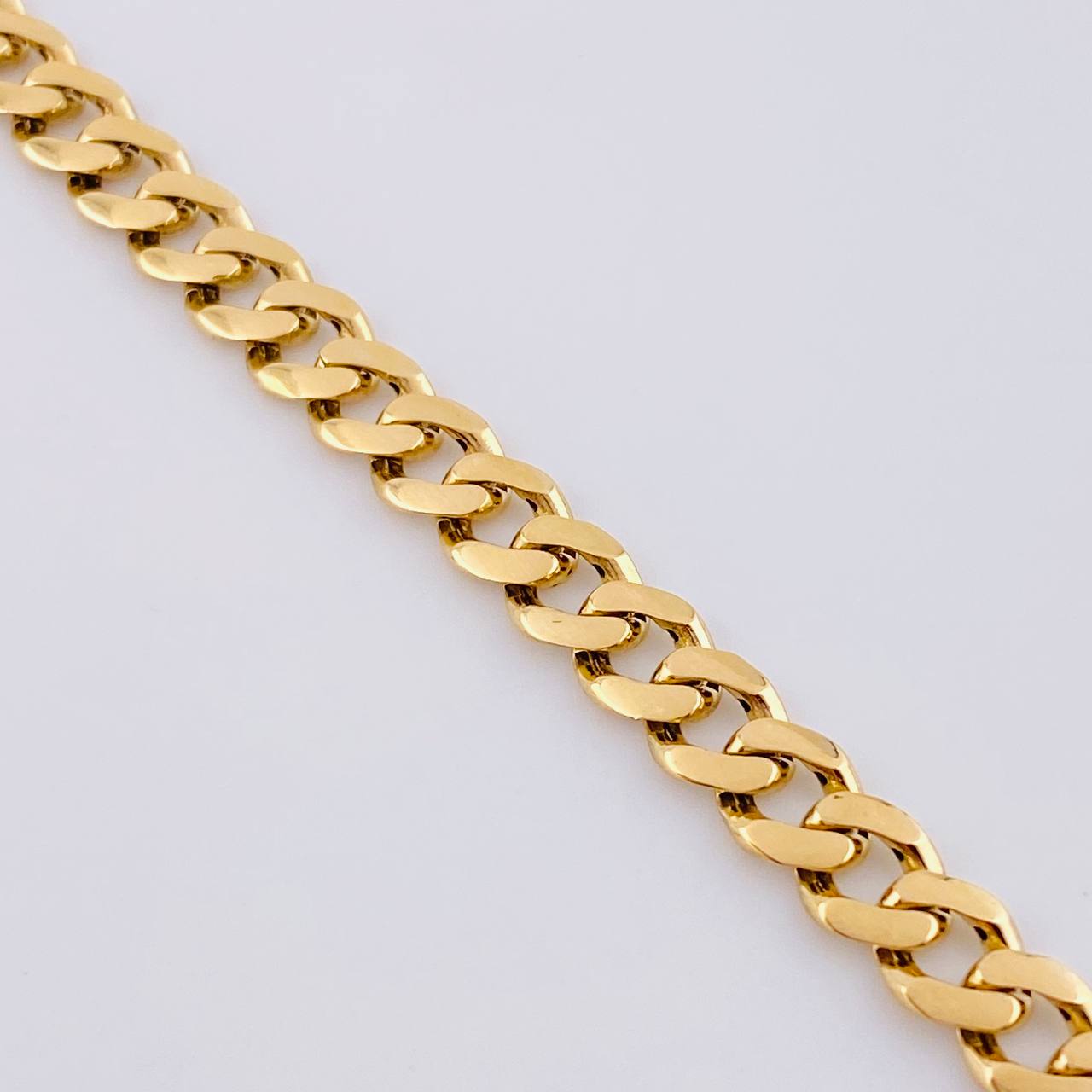 Pulso Cubano 7.85 g / 7 3/4 in / 6.1 mm Oro Amarillo 18K
