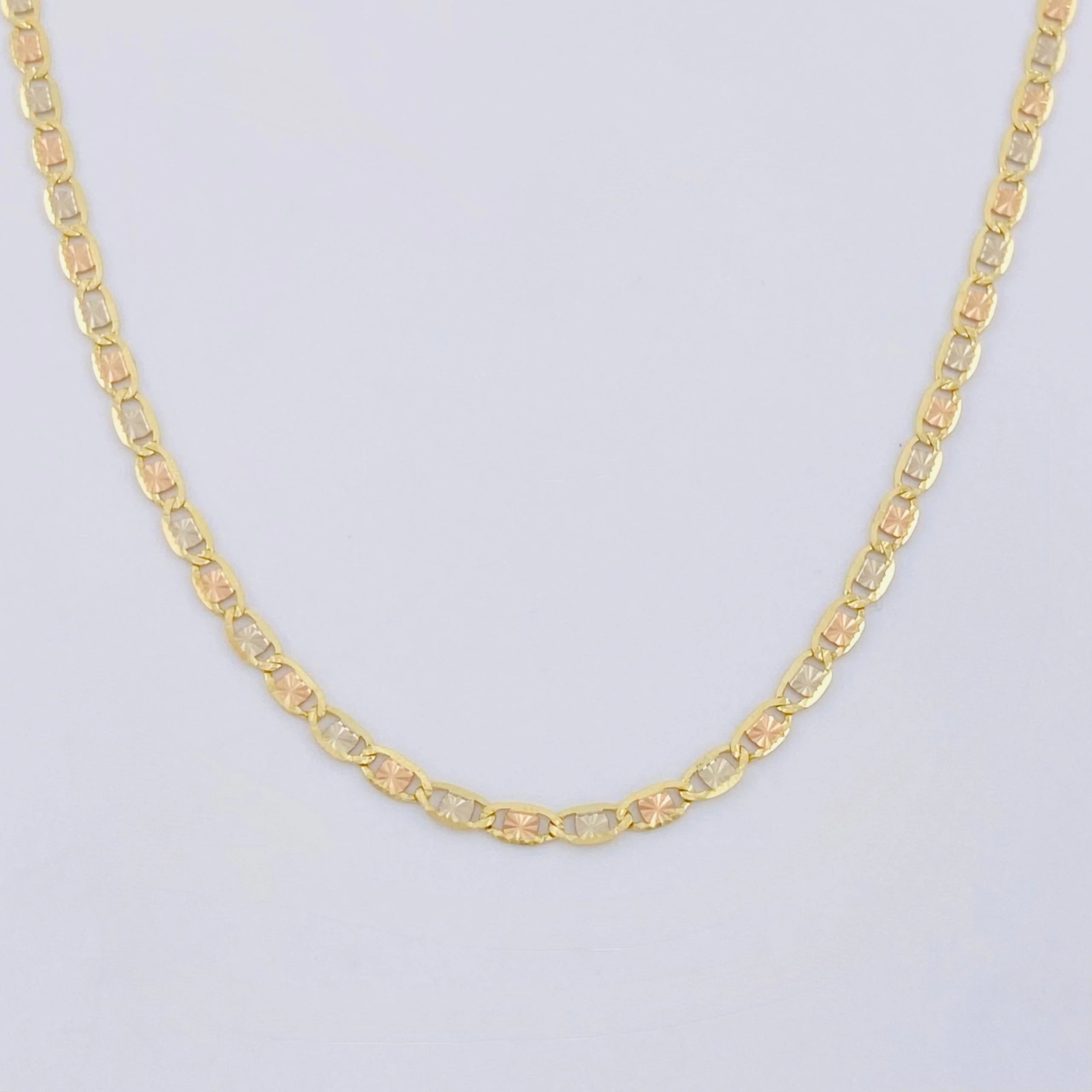 Cadena Escalera Plana 4.15 g / 18 in / 2.15 mm Tres Oros 18K