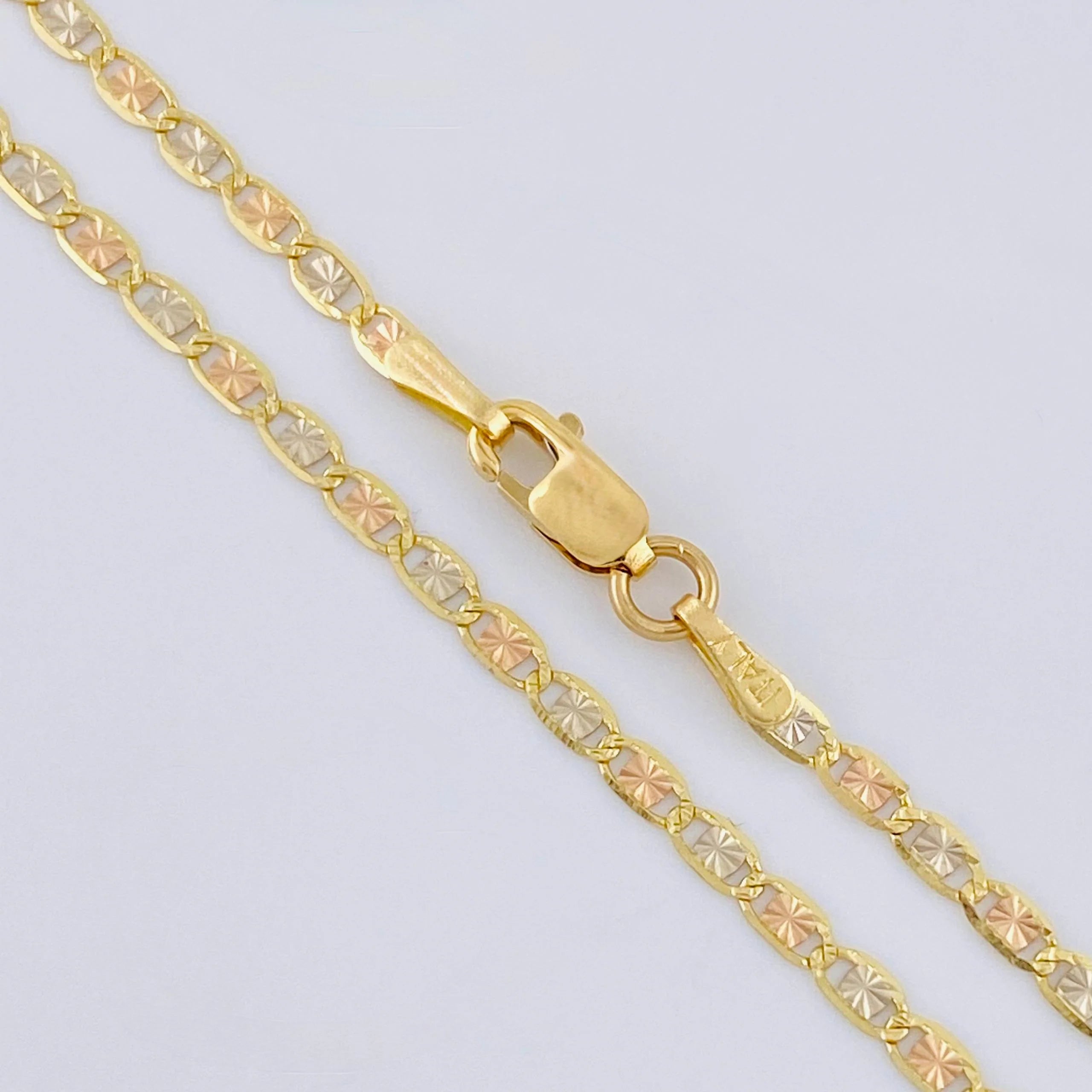 Cadena Escalera Plana 4.1 g / 18 in / 2.15 mm Tres Oros 18K