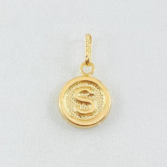 Dije Letra S 0.55gr / 3/4 in / Oro Amarillo 18K