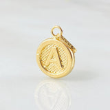 Dije Letra A 0.6gr / 3/4 in / Oro Amarillo 18K *