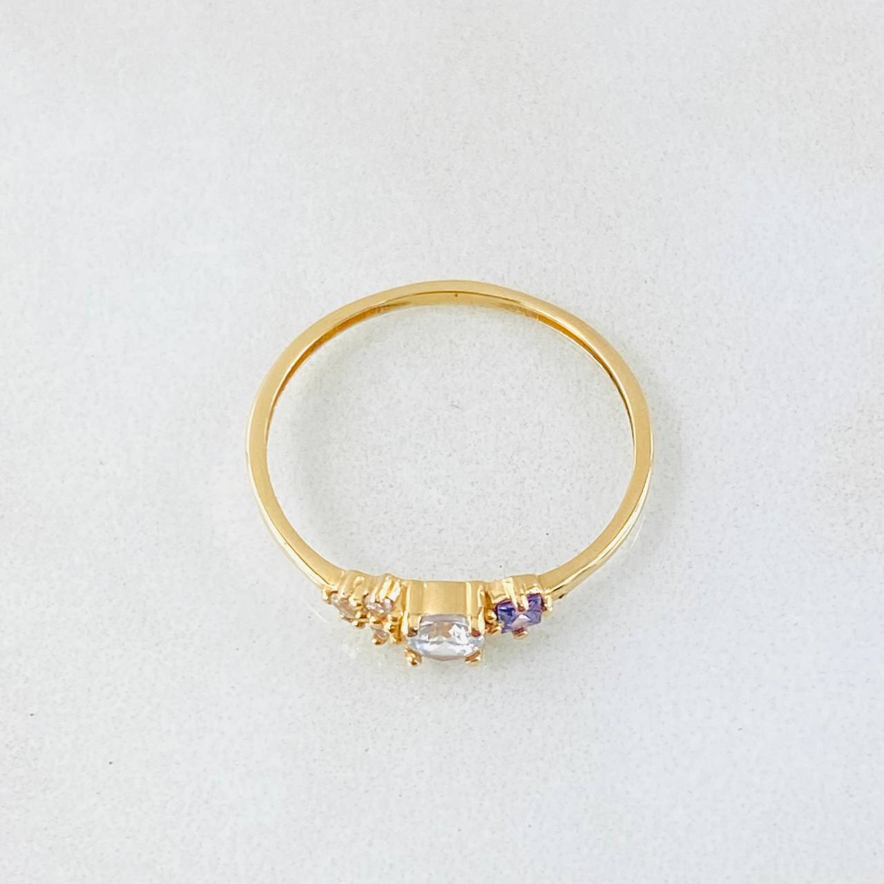 Anillo Solitario Flores Delicadas 1gr / T6 1/4 / Oro Amarillo 18K *
